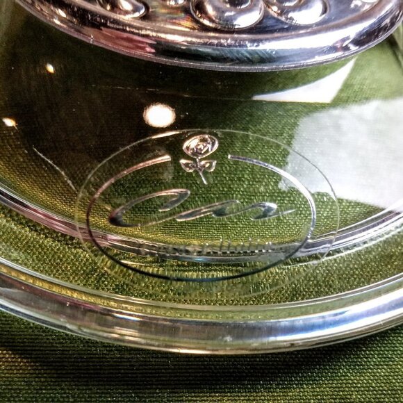 Italian Frosted Crystal Silver Medallion Round Box - Picture 5 of 6